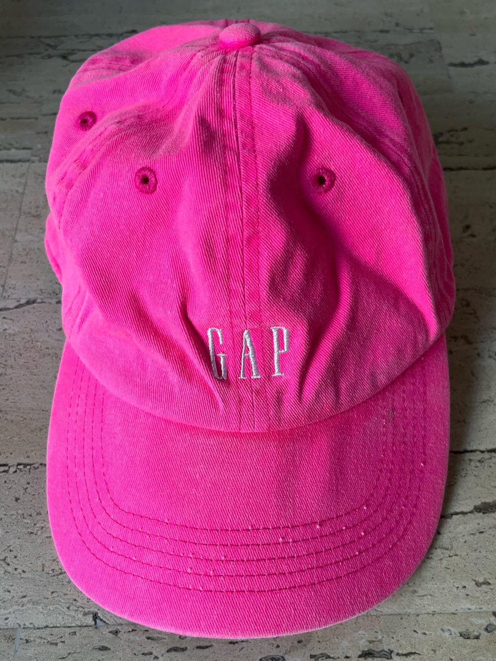 Gap Logo Baseball Cap 🩷